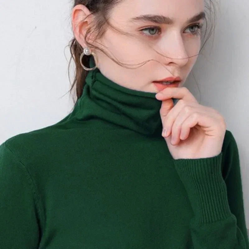 Moderní a minimalistický Svetr