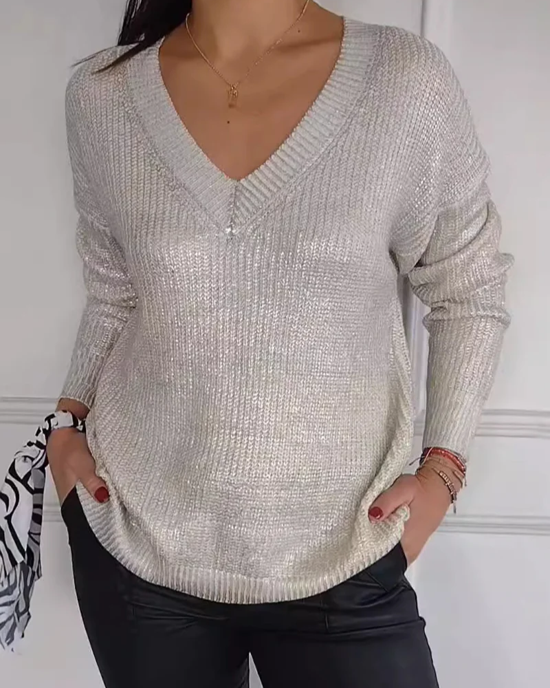 Elegantně navržený Svetr