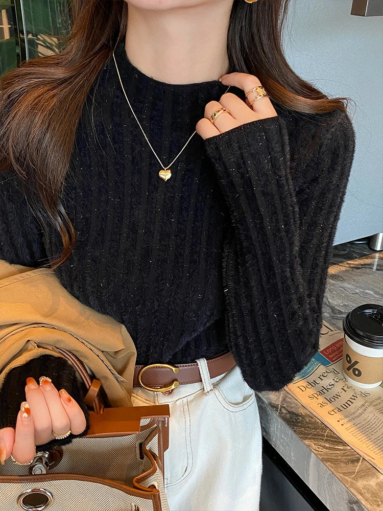 Krásně zpracovaný Svetr