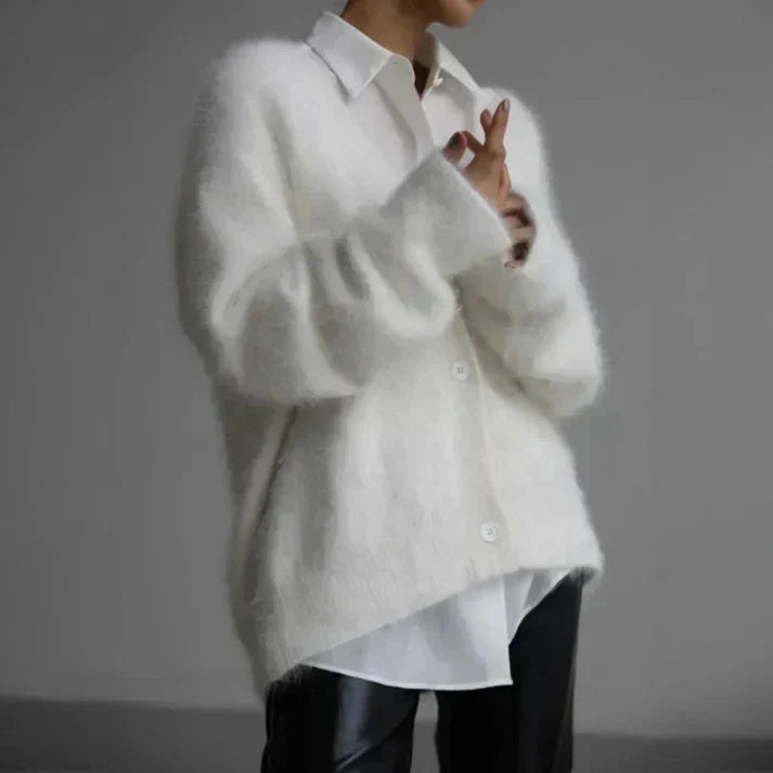 Krásně zpracovaný Svetr