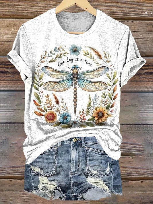 Dragonfly Floral Pattern Art Art Round Neck Short Sleeve T-Shirt