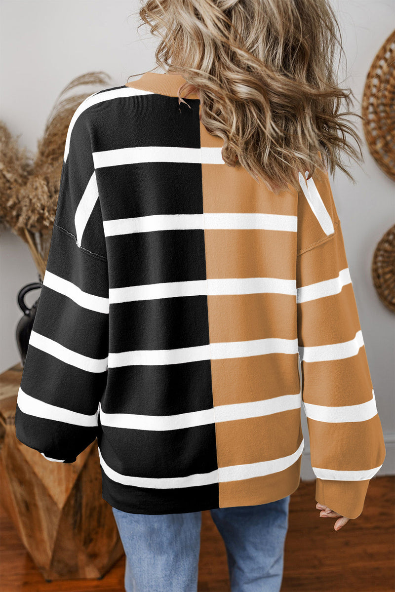 Elegantně navržený Svetr