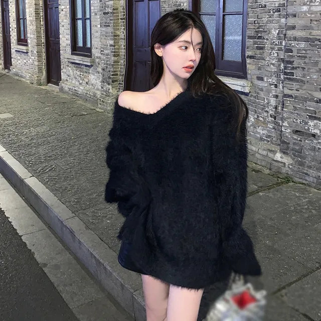 Maya® | Loose V-neck sweater