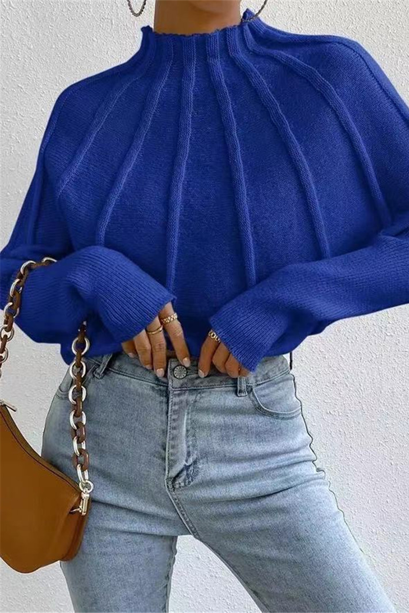 Elegantně navržený Svetr