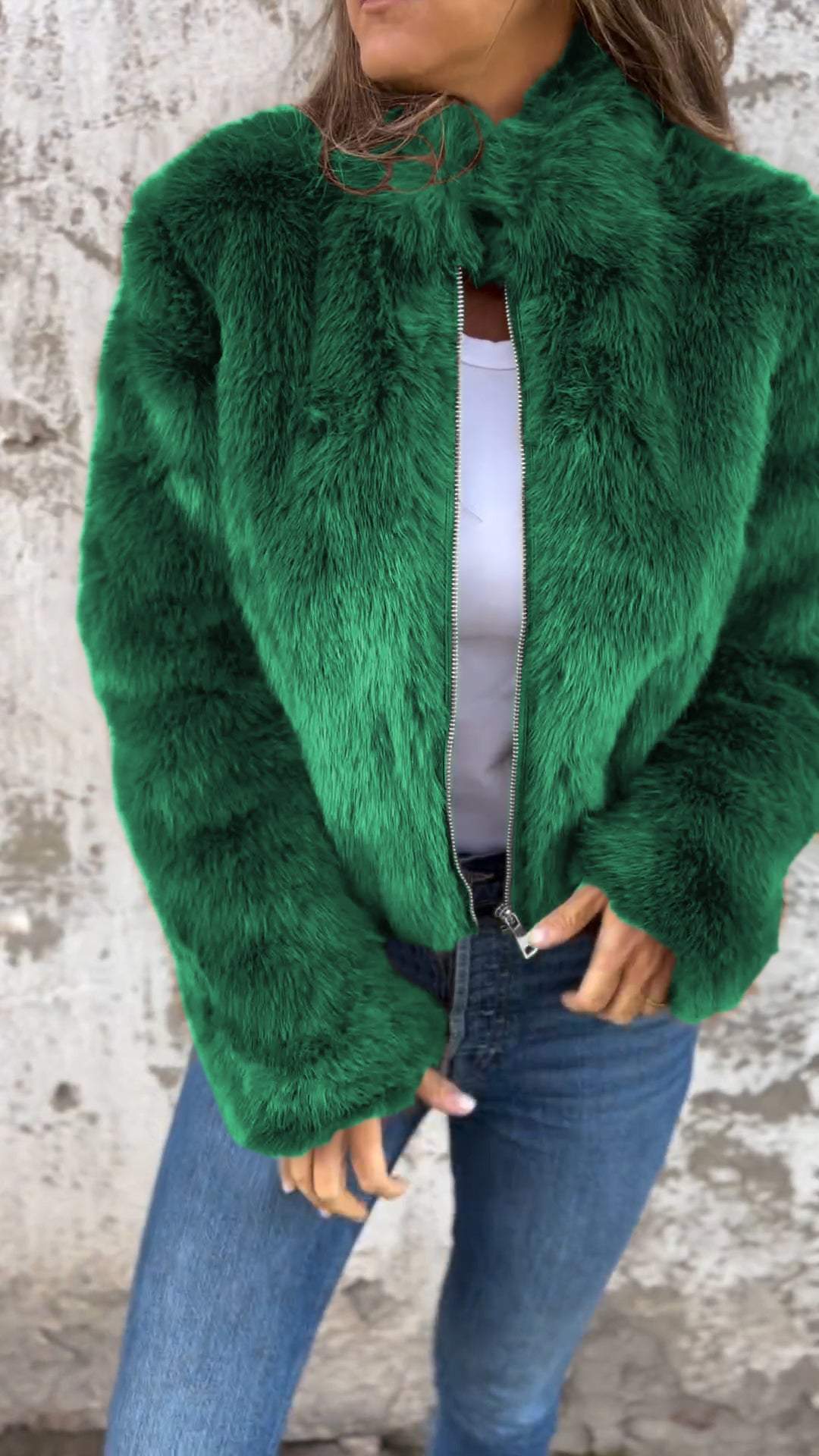 Bunda v nadčasovém vintage stylu